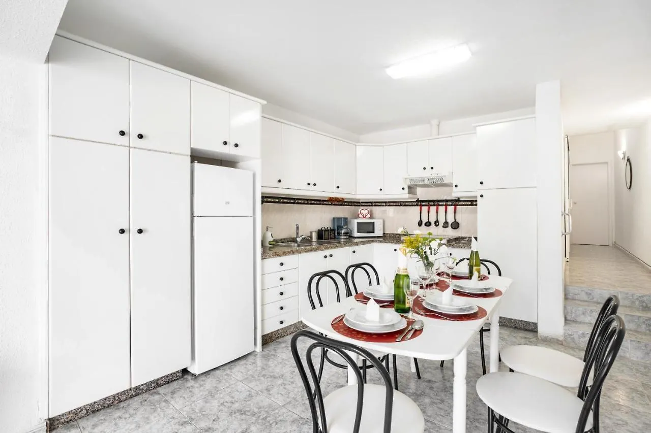 Apartamento Poris Arico شقة